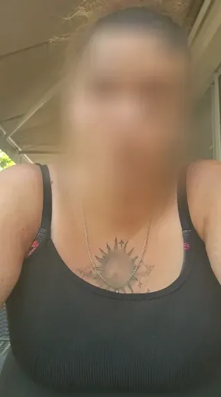 Alena, 37