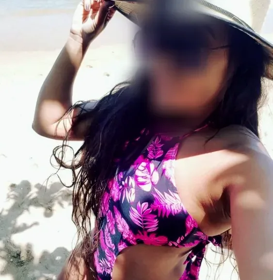 Alena, 35