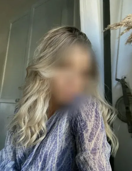 Antonia, 20