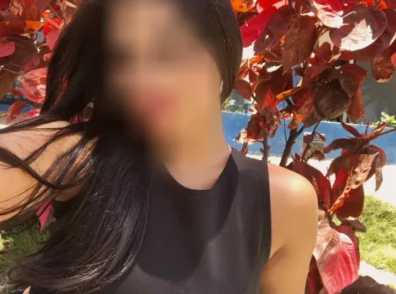 Antonia, 27