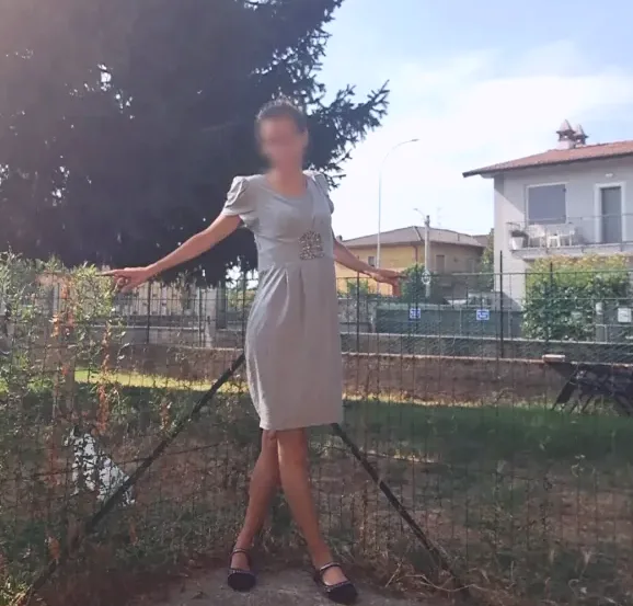 Cara, 39