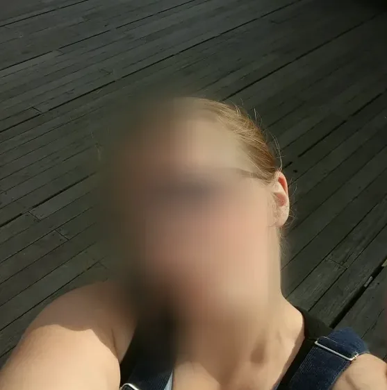 Carla, 32