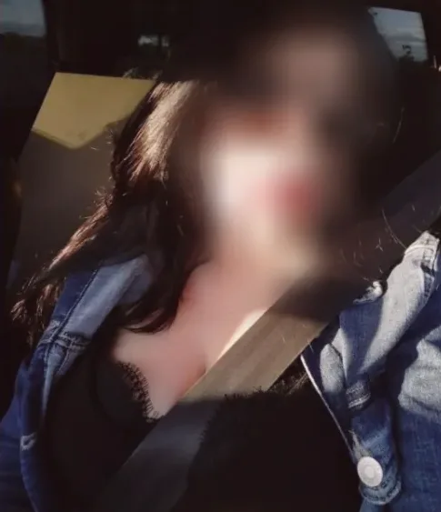 Celina, 40