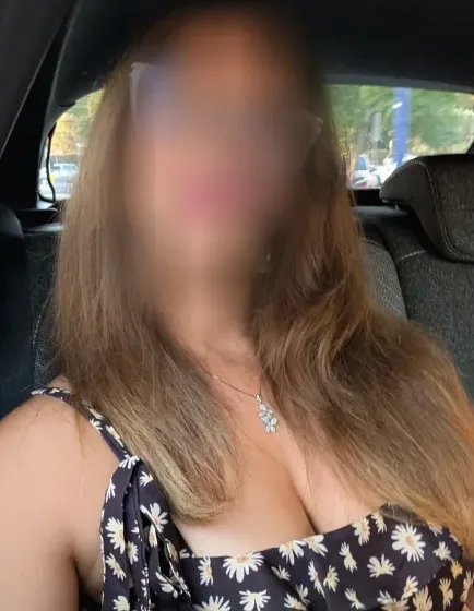 Denise, 30