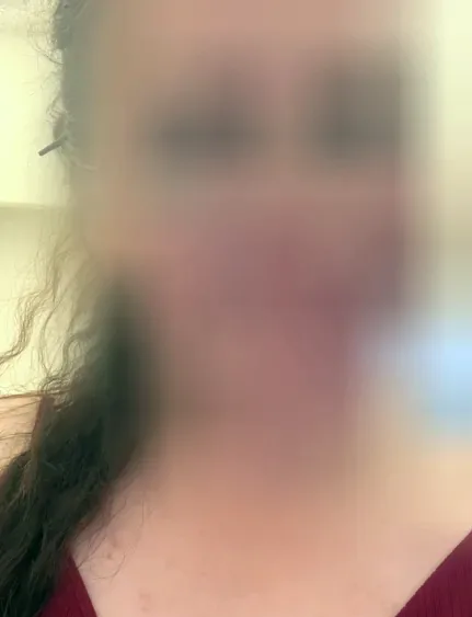 Neele, 29