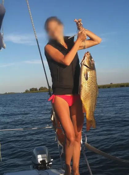 Nicole, 39