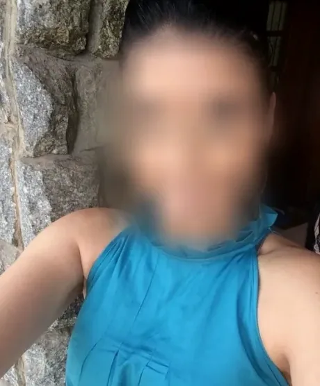 Nora, 34