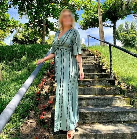 Nora, 34